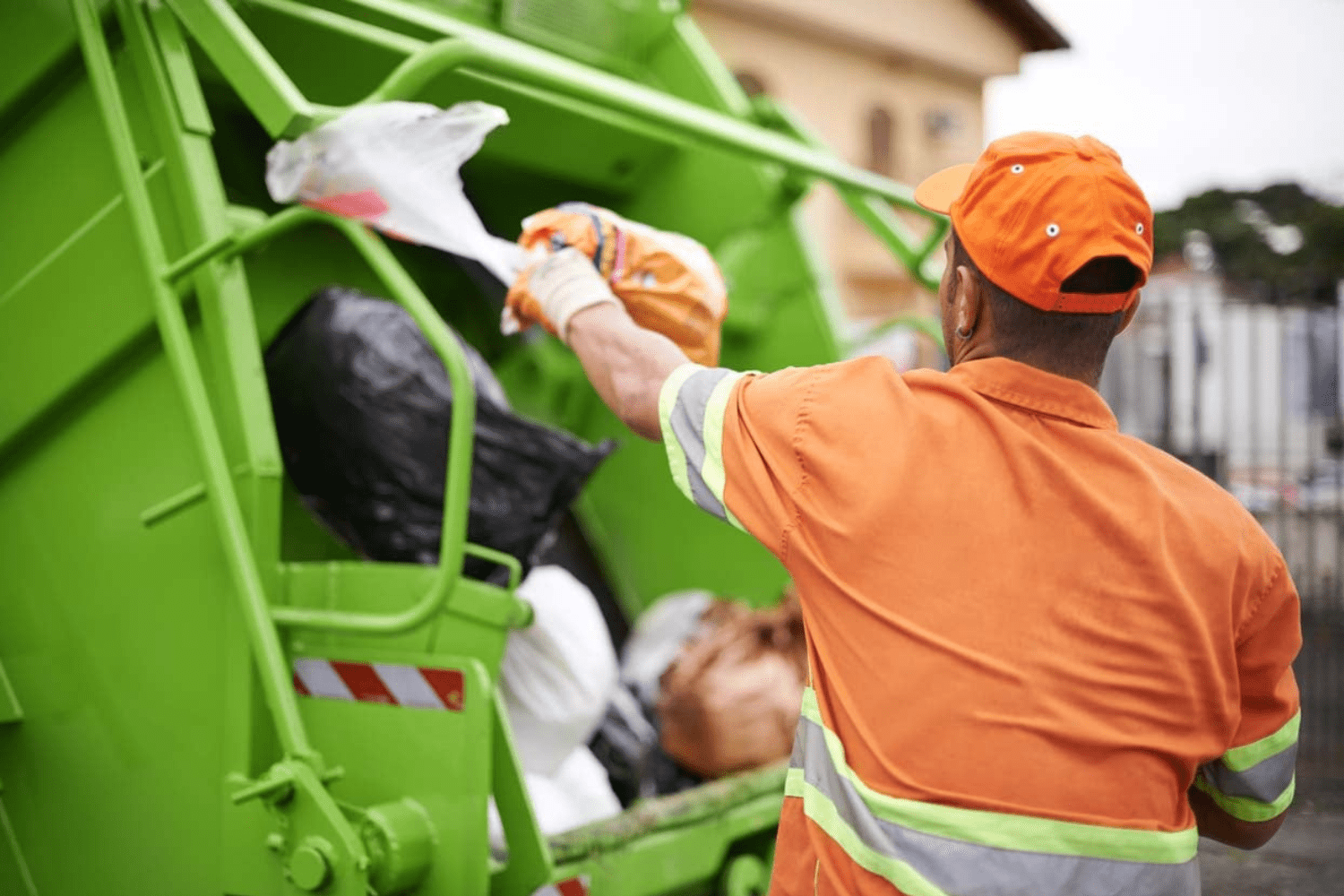 decluttering in Louisville, KY