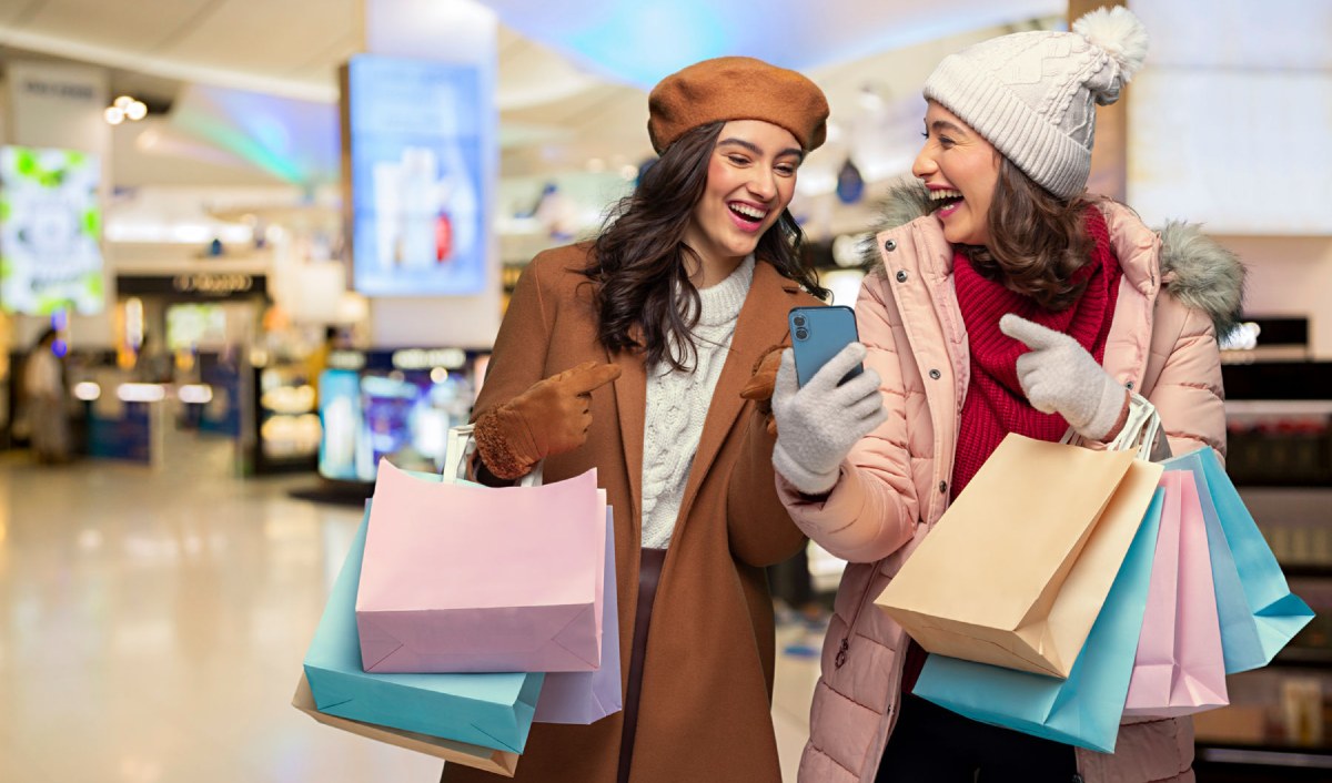 Welcoming retail stops offering a broad drink assortment for a calm daily routine