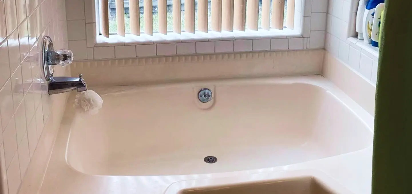 Tub Reglazing